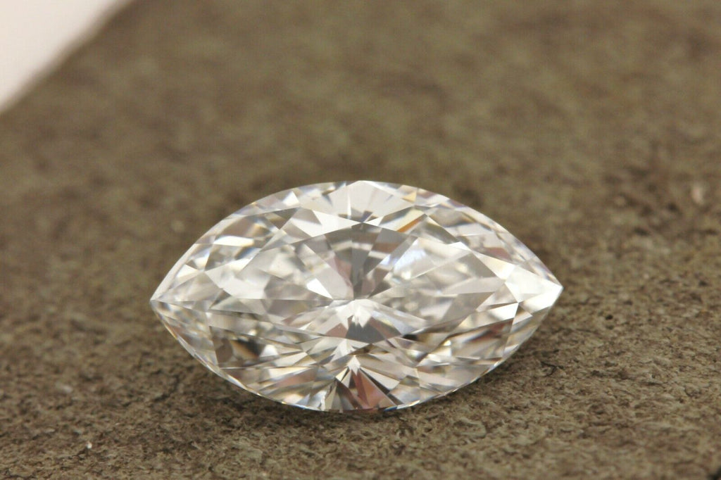 GIA certified loose diamond 0.70ct marquise D VS2 8.20 x 4.67 x 2.95 mm new