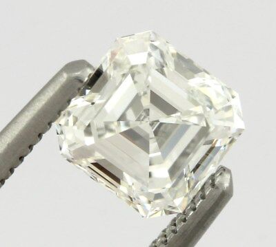 GIA Certified 0.72 carat Diamond Asscher Cut E VVS1 5.15 x 5.05 x 3.34 mm NEW