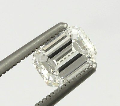 GIA Certified 0.86 carat Diamond Emerald Cut D VS1 6.52 x 4.80 x 3.13 mm Estate