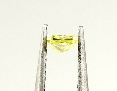 GIA natural diamond 0.10ct Fancy Intense Greenish-Yellow 2.76x2.64x1.60mm NEW