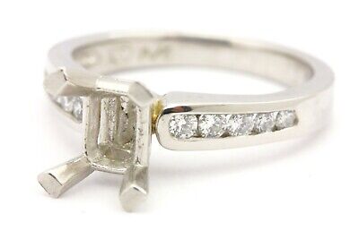 Platinum 7x5mm emerald diamond engagement ring semi mount .23ctw round size 5.75