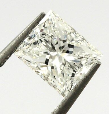 GIA Certified Diamond 0.76 carat Princess Cut F VVS2 5.65 x 4.74 x 3.42 mm NEW