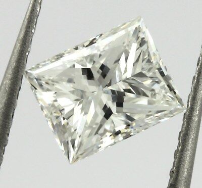 GIA Certified Diamond 0.71 carat Princess Cut D VS2 5.53 x 4.44 x 3.50 mm NEW