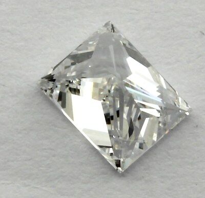 GIA Certified Diamond 0.71 carat Princess Cut D VS2 5.53 x 4.44 x 3.50 mm NEW