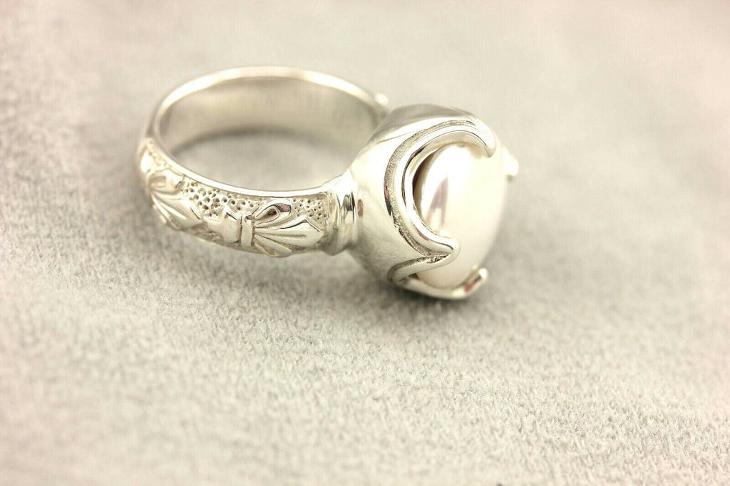 Ring sterling silver platinum alloy Pilver white button pearl fleur de lis NEW