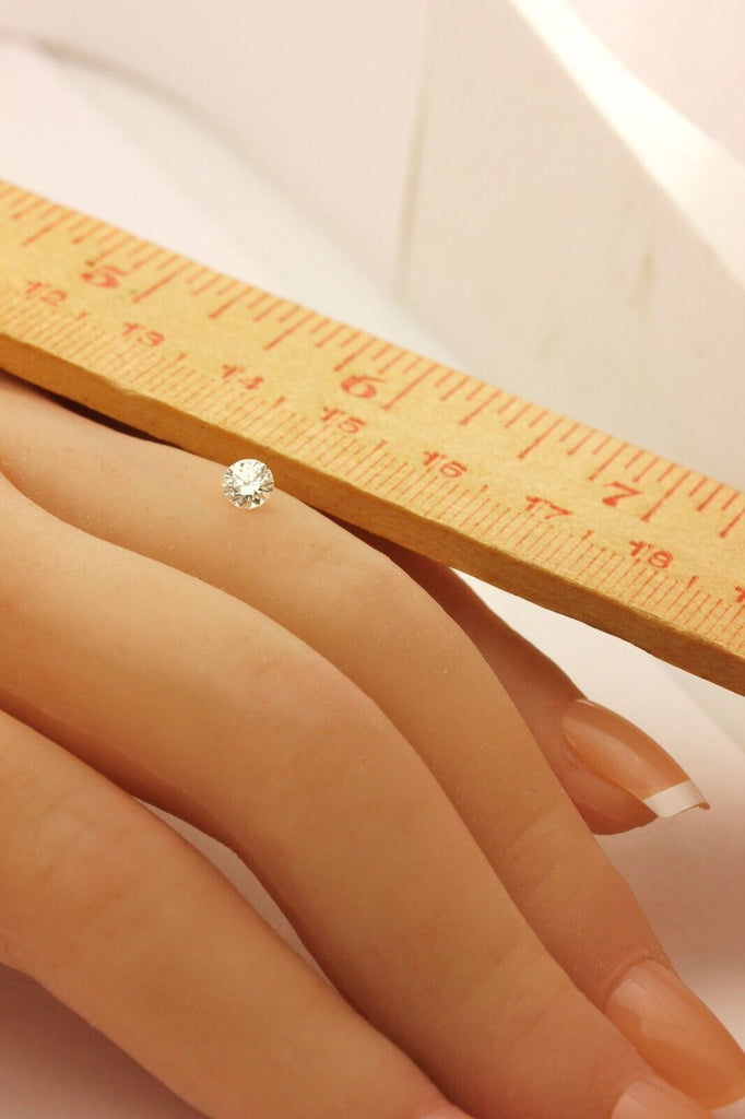 GIA natural diamond 0.30ct F VVS1 Excellent 4.28-4.31x2.65mm round brilliant new