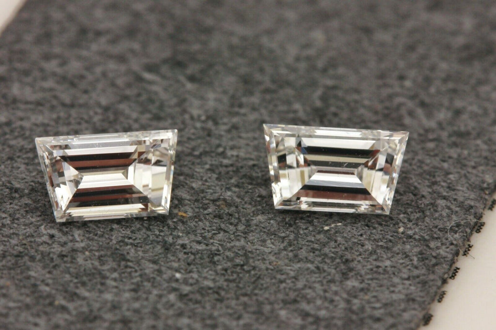loose matched pair natural diamonds 0.52ctw trapezoid steps F-G VVS2 5.2x3.0mm