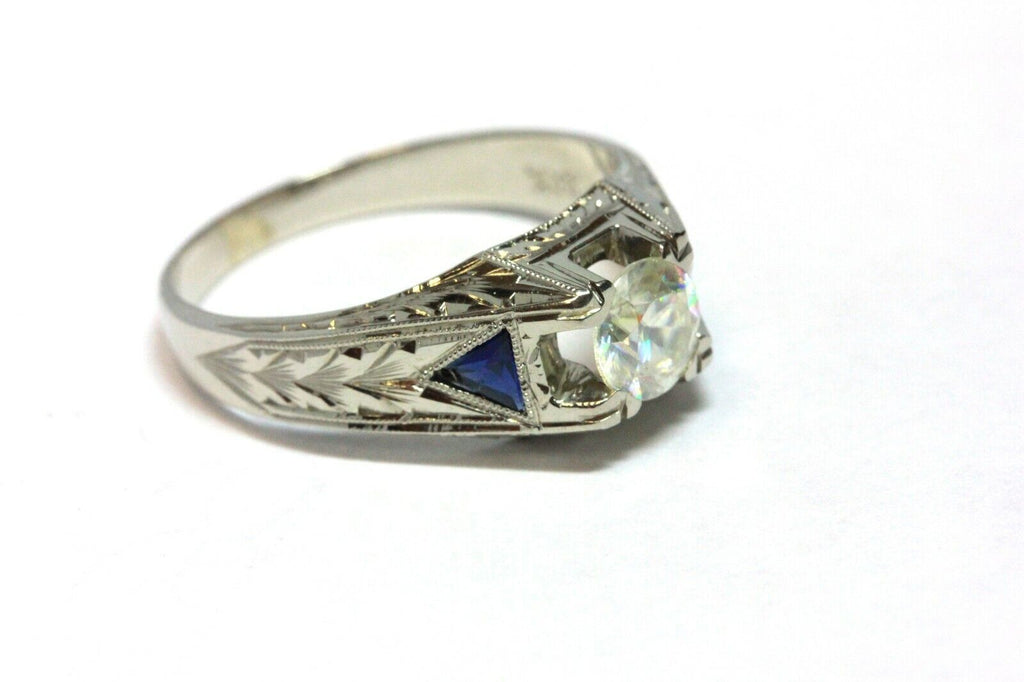 18k white gold man's ring strontium titanate triangle lab sapphires 7.3g size 10