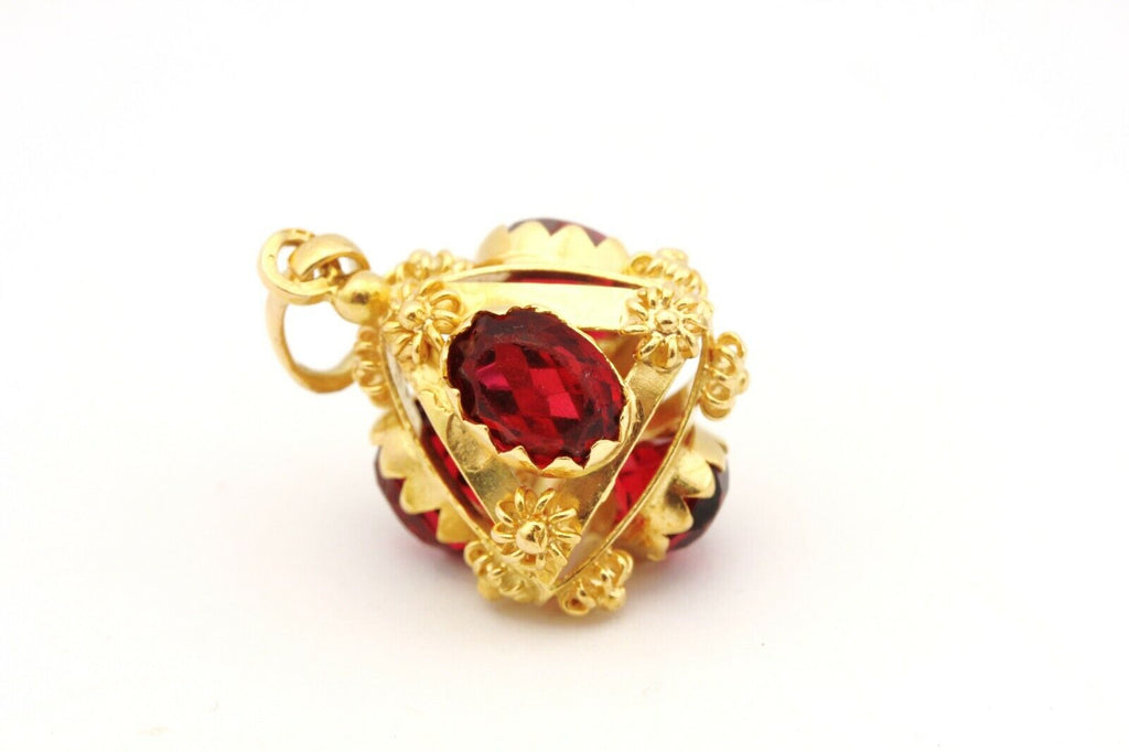 750 18k yellow gold 8.5x6.5mm oval red glass charm pendant vintage 6.62g