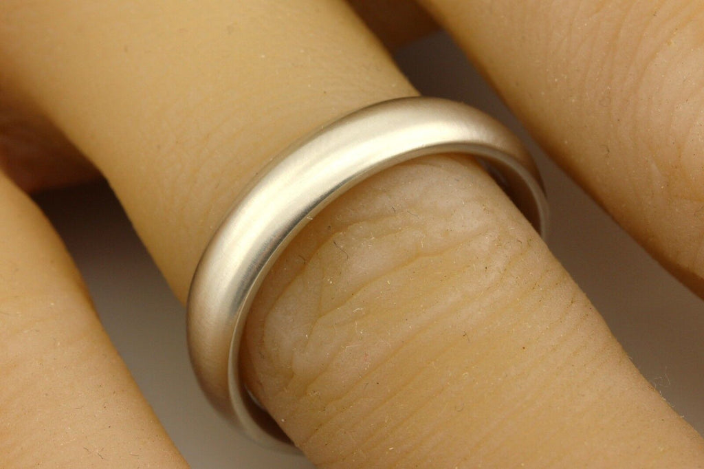 14k white gold Men's 5mm size 10 satin finish domed wedding band ring 8.16g NEW