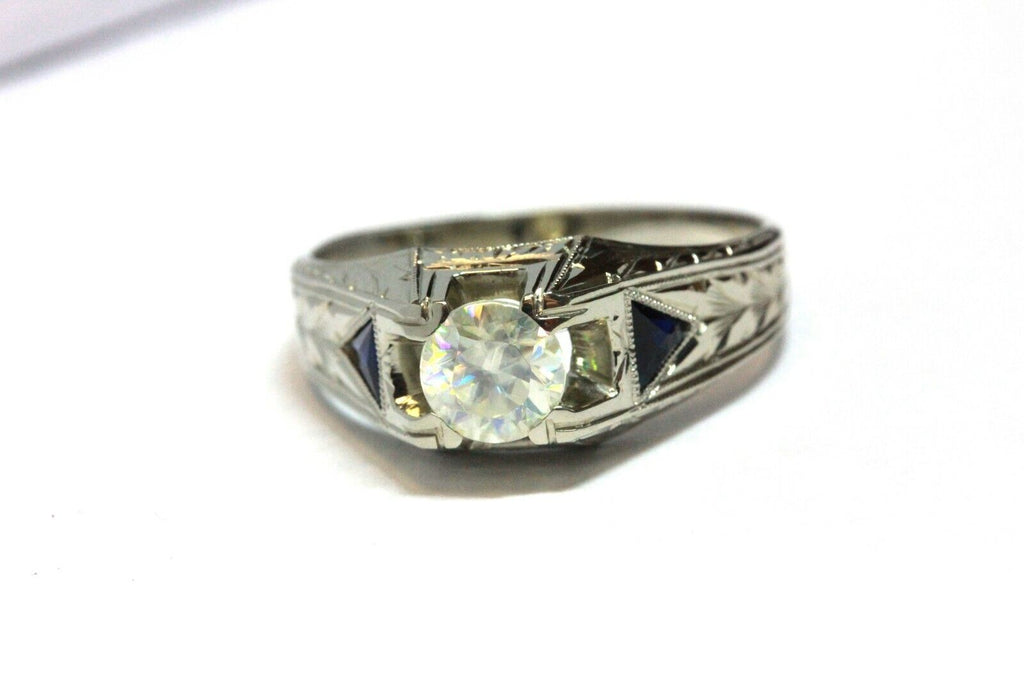 18k white gold man's ring strontium titanate triangle lab sapphires 7.3g size 10