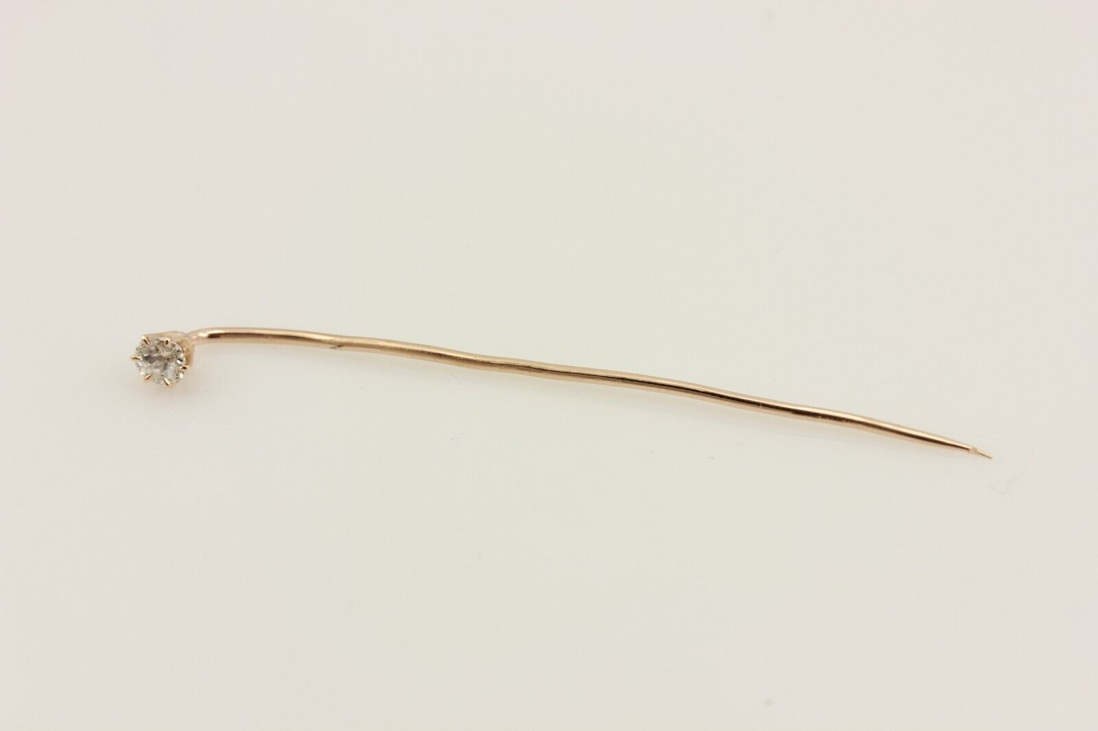 10k yellow gold 3.2mm 0.02ct round diamond L-M I3 stick pin estate vintage 0.8g