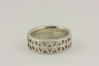 sterling silver women's wedding band alternating triangles 5.8g 6mm size 5.5