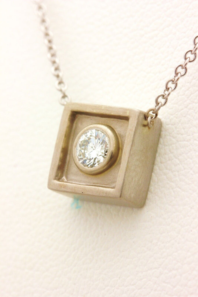 14k white gold diamond 0.20ct F VS2 necklace ITALY 13.5 inch rolo chain 4.40g