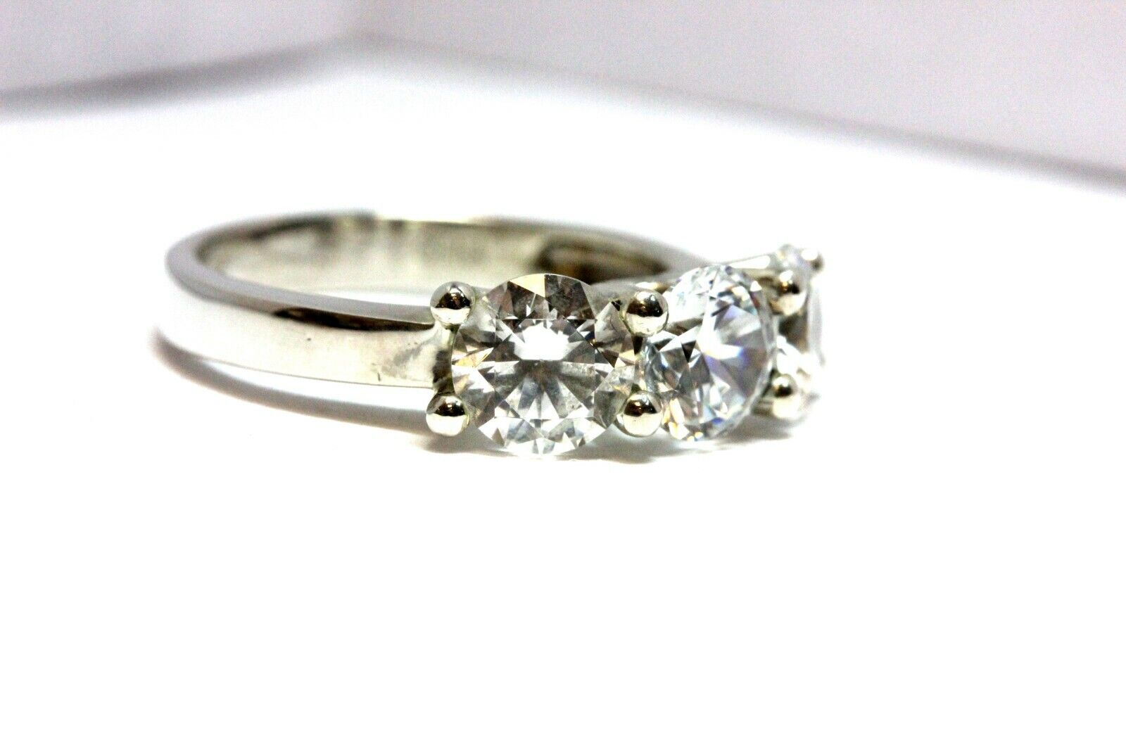 925 sterling silver 3 stone 6mm CZ ring CHINA estate sz 6.25