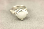 Ring sterling silver platinum alloy Pilver white button pearl fleur de lis NEW