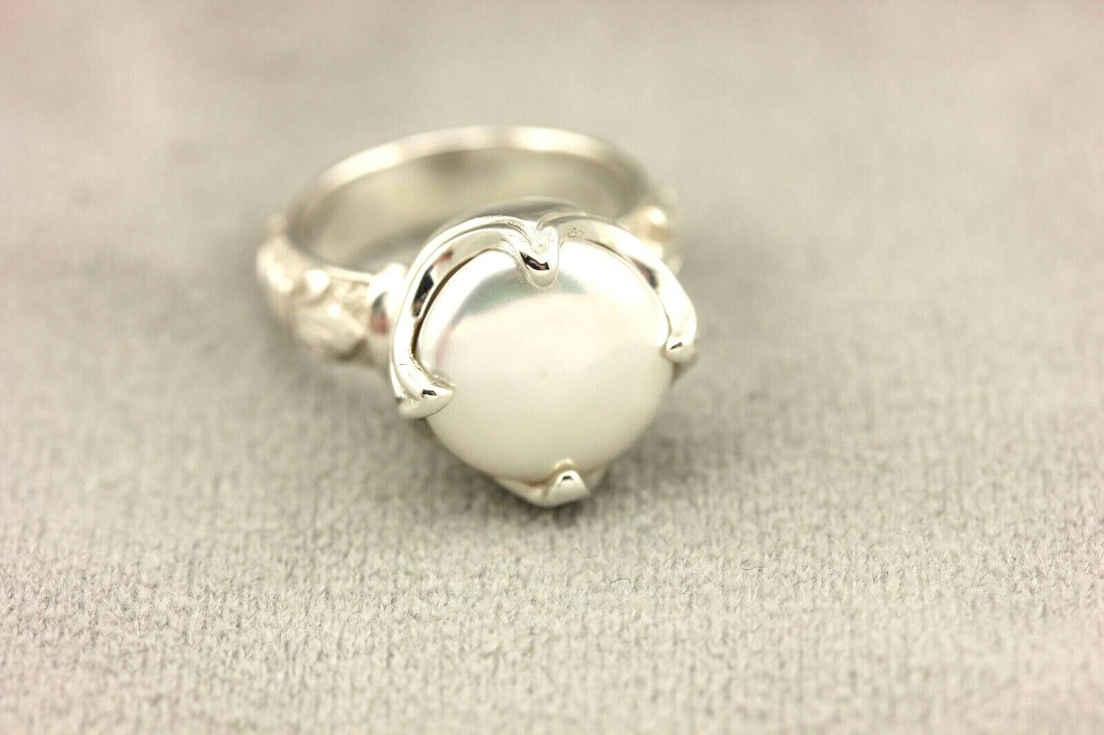 Ring sterling silver platinum alloy Pilver white button pearl fleur de lis NEW