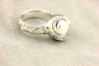 Ring sterling silver platinum alloy Pilver white button pearl fleur de lis NEW