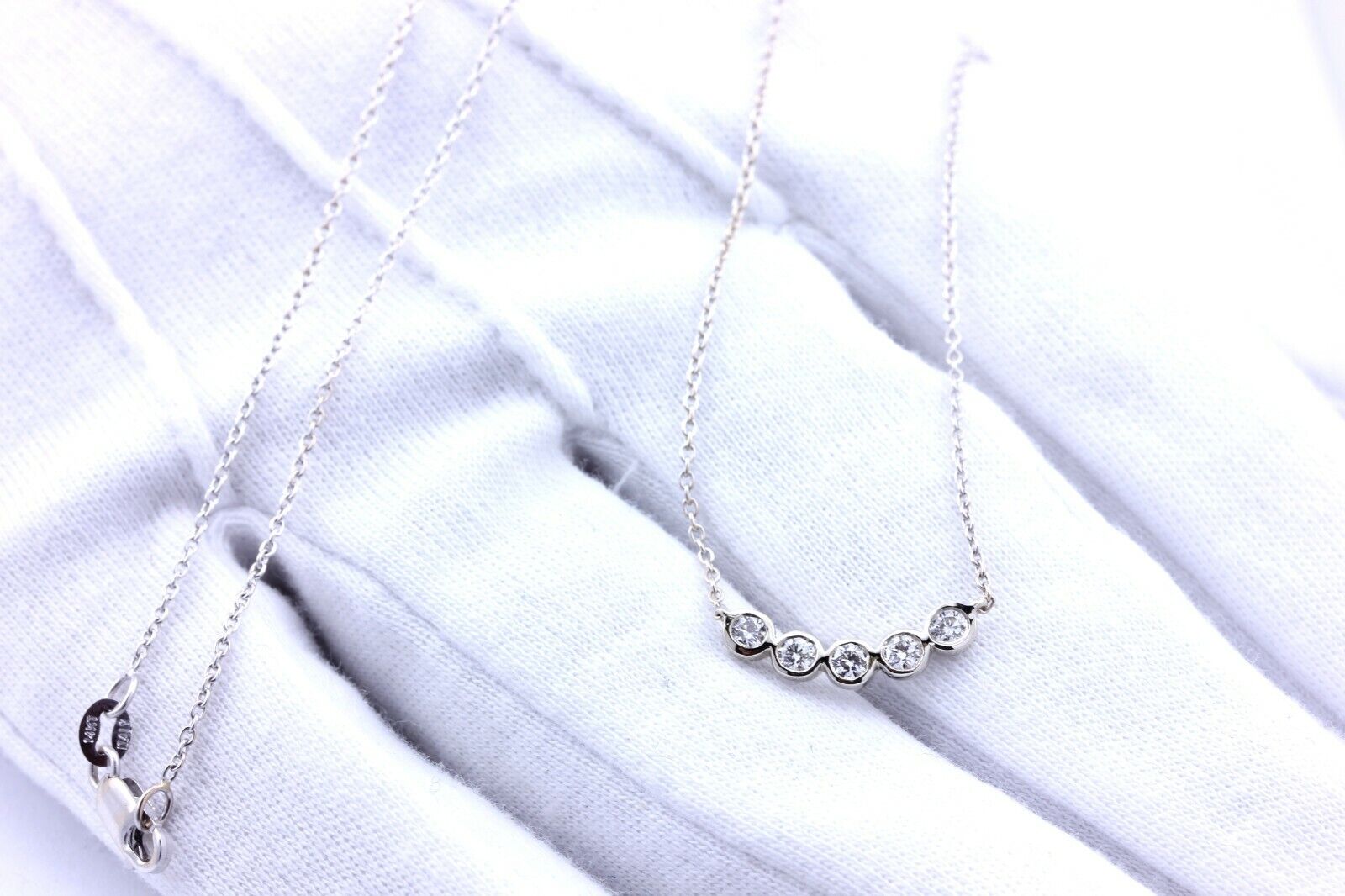 14k white gold 0.29ctw 5 round diamond pendant necklace chain 18 inch 2.4g new