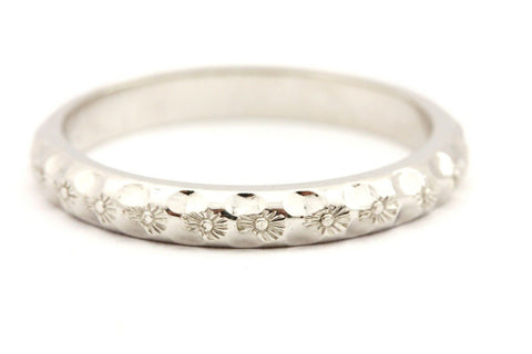 platinum flower wedding band ring size 5 2.5mm 3.41g engraved all around new