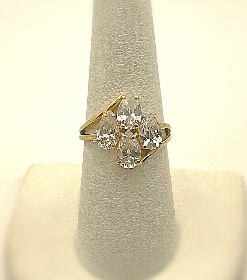 10k yellow gold CZ ring size 7.74 3.9g vintage estate cluster cubic zirconia