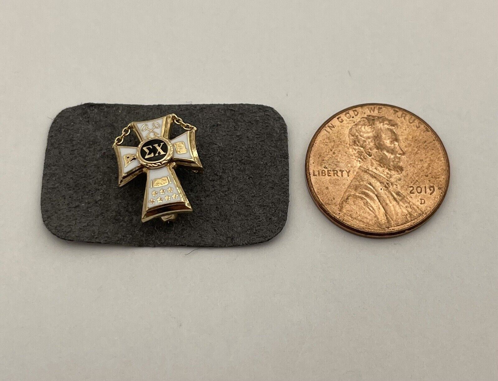 10k yellow gold fraternal cross pin brooch vintage estate 0.5inch 2.2g