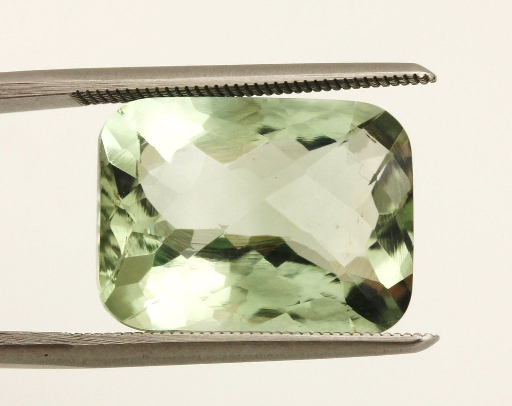 green quartz amethyst 10.69 carat cushion loose gemstone large 16 x 12 mm new