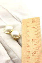 14k yellow gold 13mm round white mabe pearl earrings 4.54g vintage estate