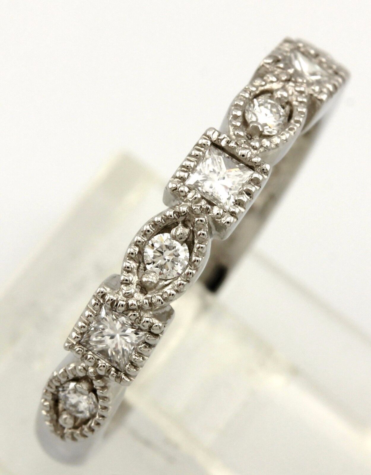 Platinum 0.25ctw princess round diamond milgrain wedding band size 5.5 ring NEW