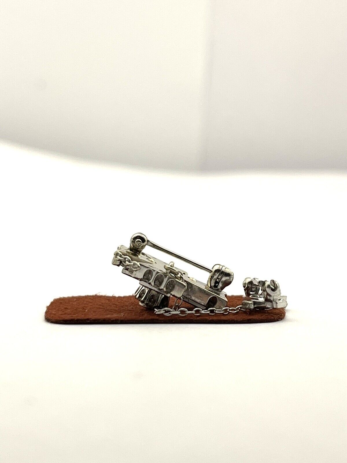 14k white gold fraternal cross pin brooch glass/rhinestone 0.75inch 5.4g vintage