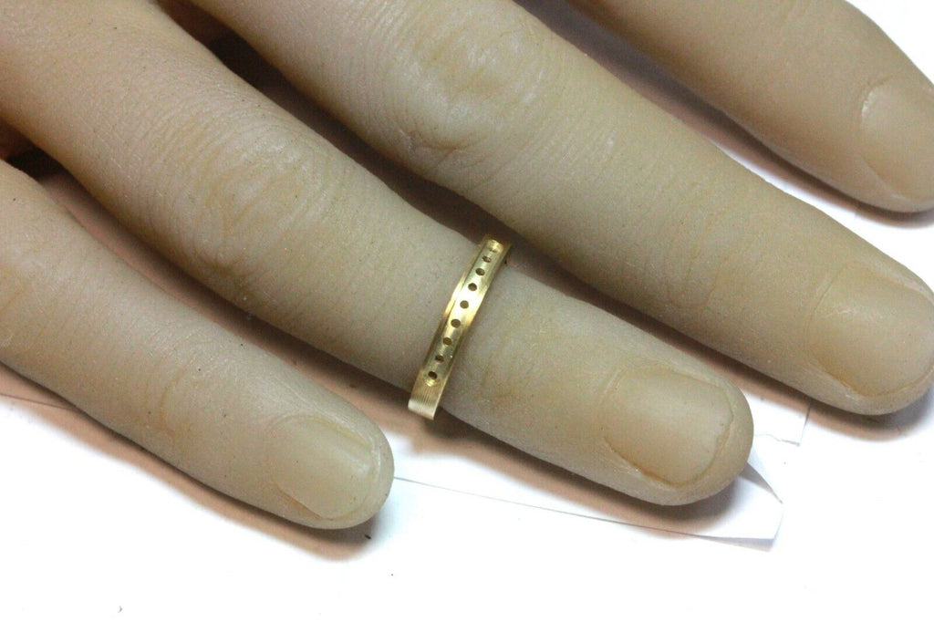 1.5 mm Black Diamond 9 Stone Ring – Nir Oliva