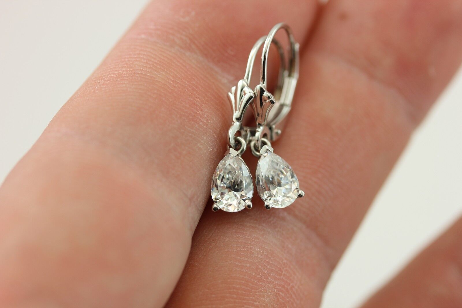 14k white gold 7.5mm CZ pear dangle earrings scroll fleur de lis leverback NEW
