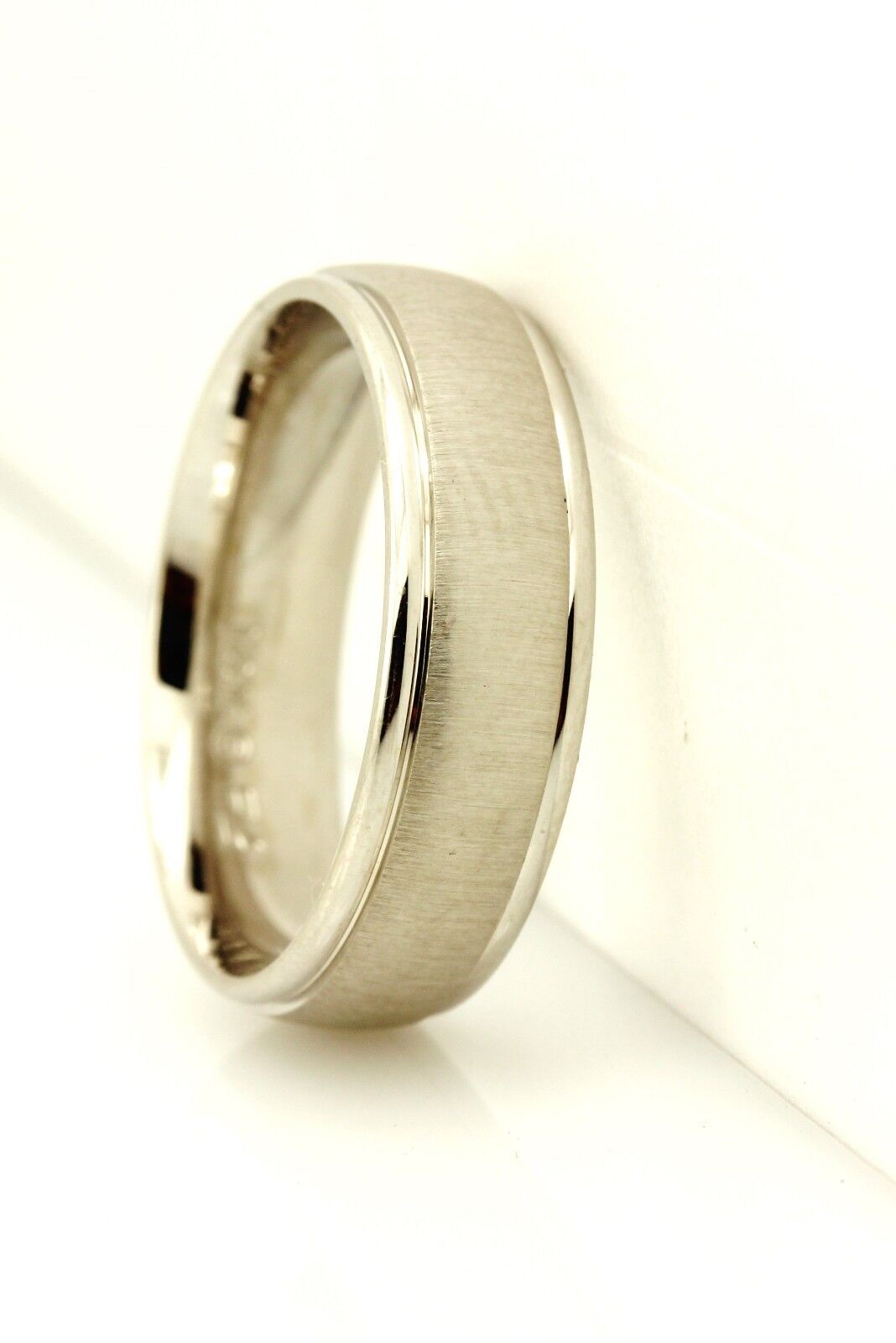 14k white gold 6.5mm wedding band size 9.5 comfort fit ring satin 7.71g NEW