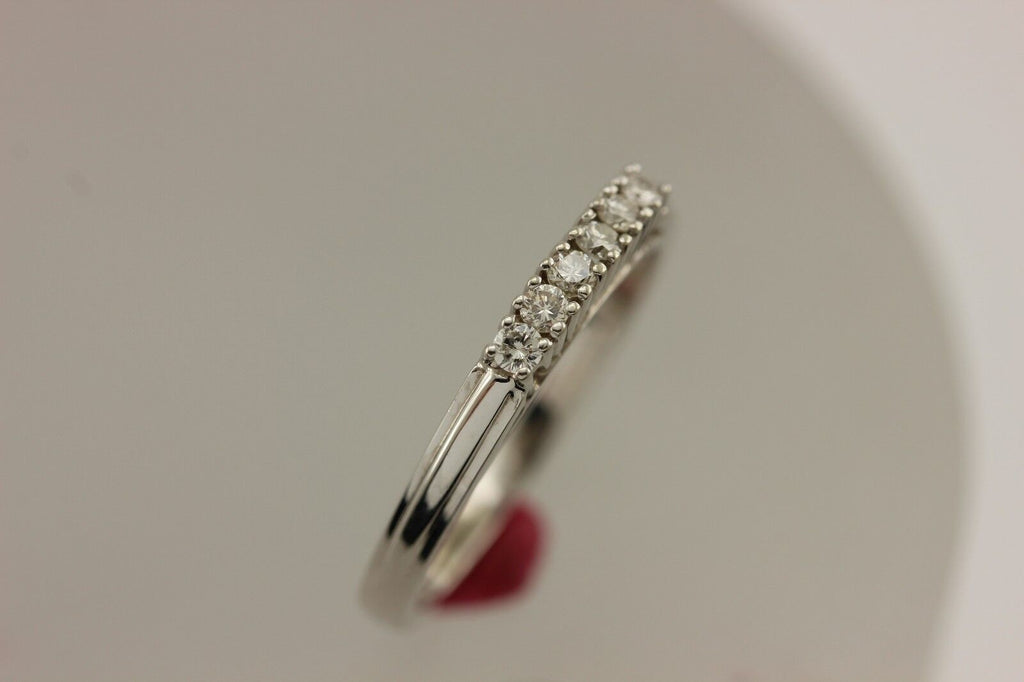 14k white gold .12ctw 6 round diamond 4 prong set wedding band ring sz 6.25 NEW