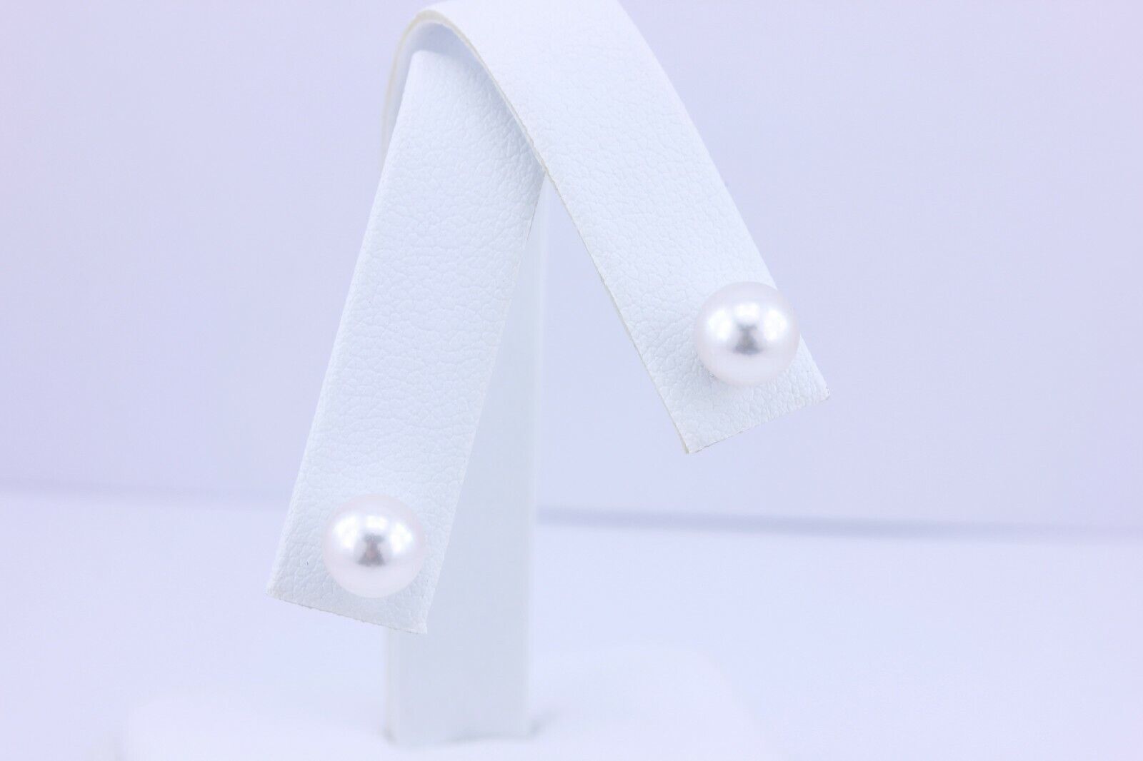 14k white gold 7.20-7.30mm round white pearls stud earrings new