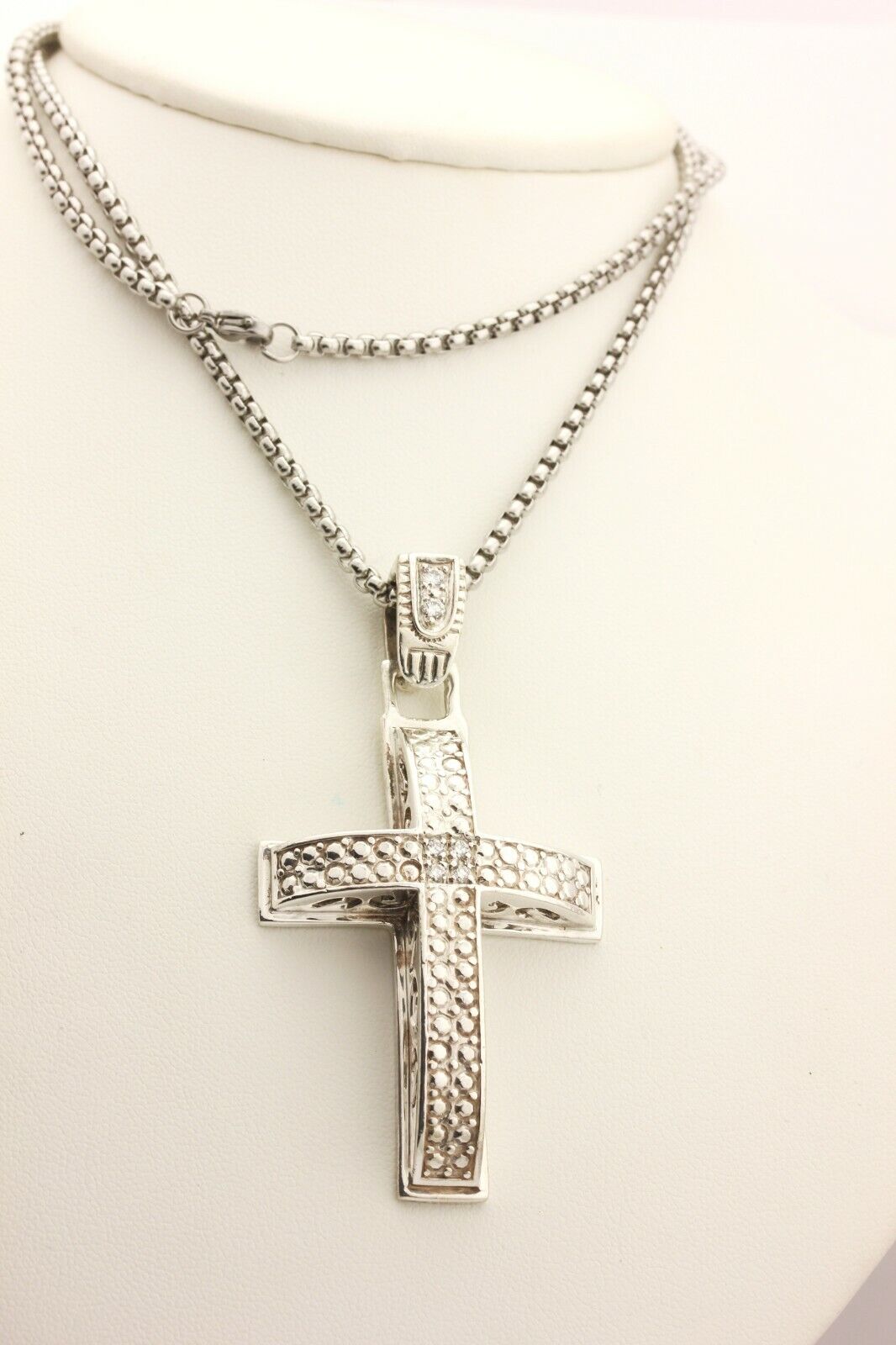 silver 0.30ctw diamond cross pendant 23 inch steel box chain lobster vintage