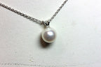 14k white gold 8.40mm round white akoya pearl pendant new rabbit ear NO chain