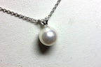 14k white gold 8.40mm round white akoya pearl pendant new rabbit ear NO chain