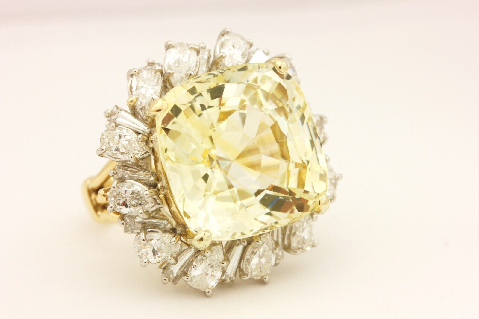 platinum 18k yellow gold GIA 40ct sapphire 6ctw diamond ring size 7.5 vintage