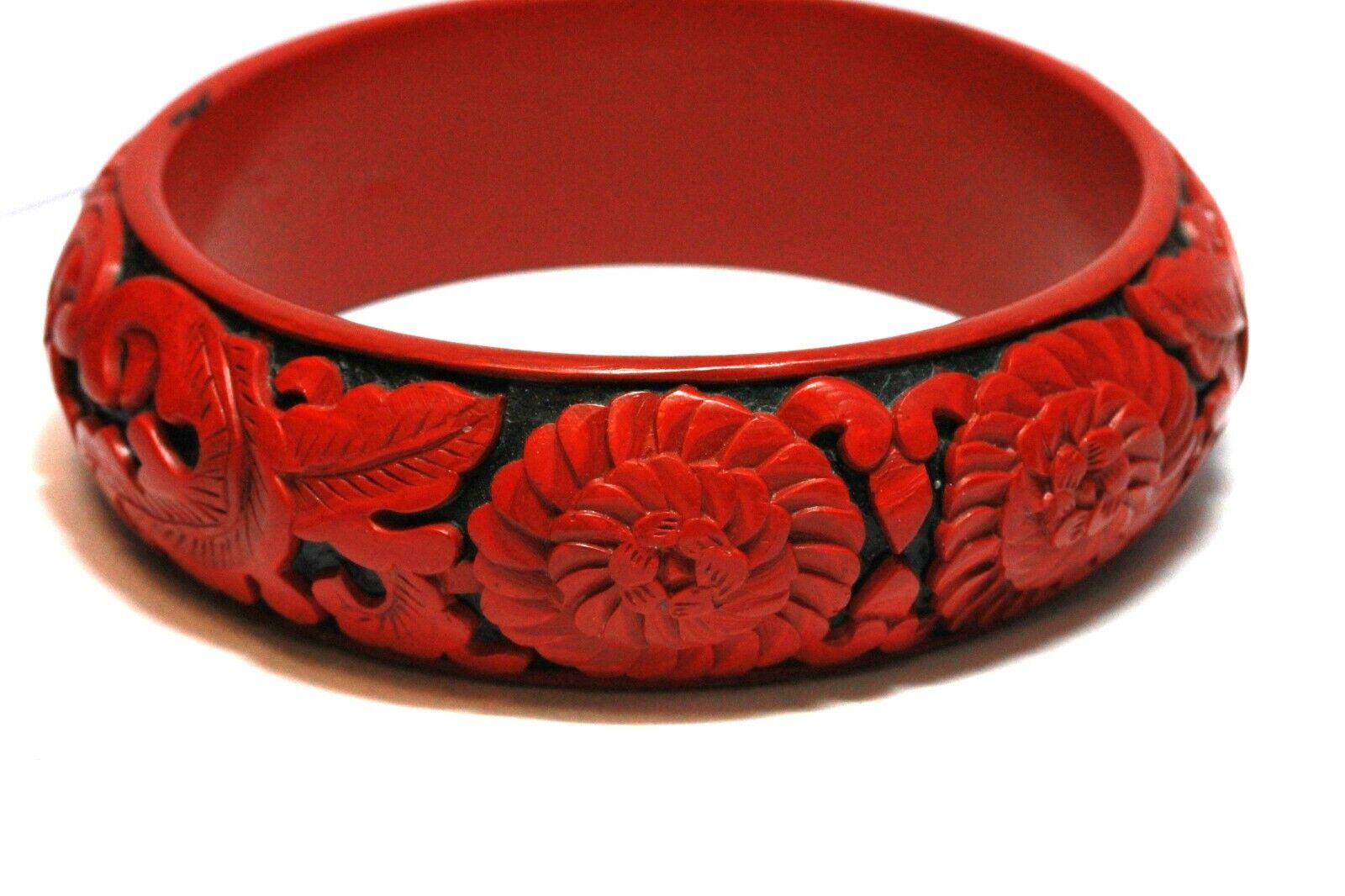 Chinese Cinnabar red black vintage bangle bracelet 7.5 inch 22mm costume 64g