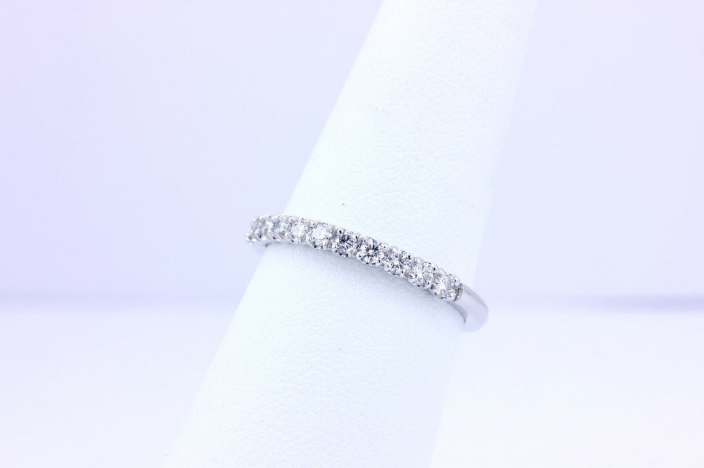 Platinum 0.31ctw round diamond wedding band 2mm ring size 7 new 3g
