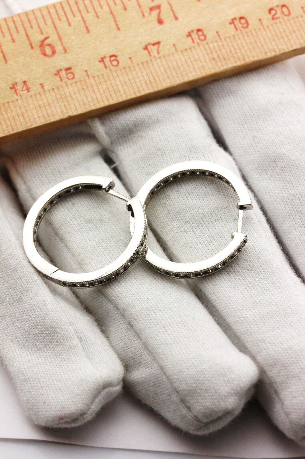 14k white gold 1.04ctw round diamond inside outside hoop earrings 2mm 1" estate