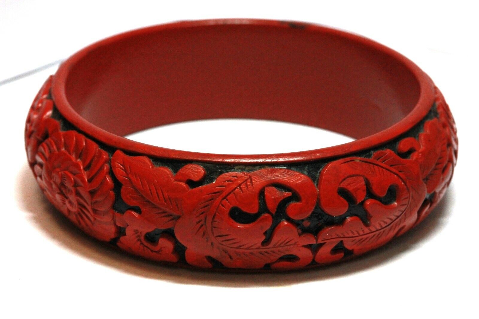 Chinese Cinnabar red black vintage bangle bracelet 7.5 inch 22mm costume 64g
