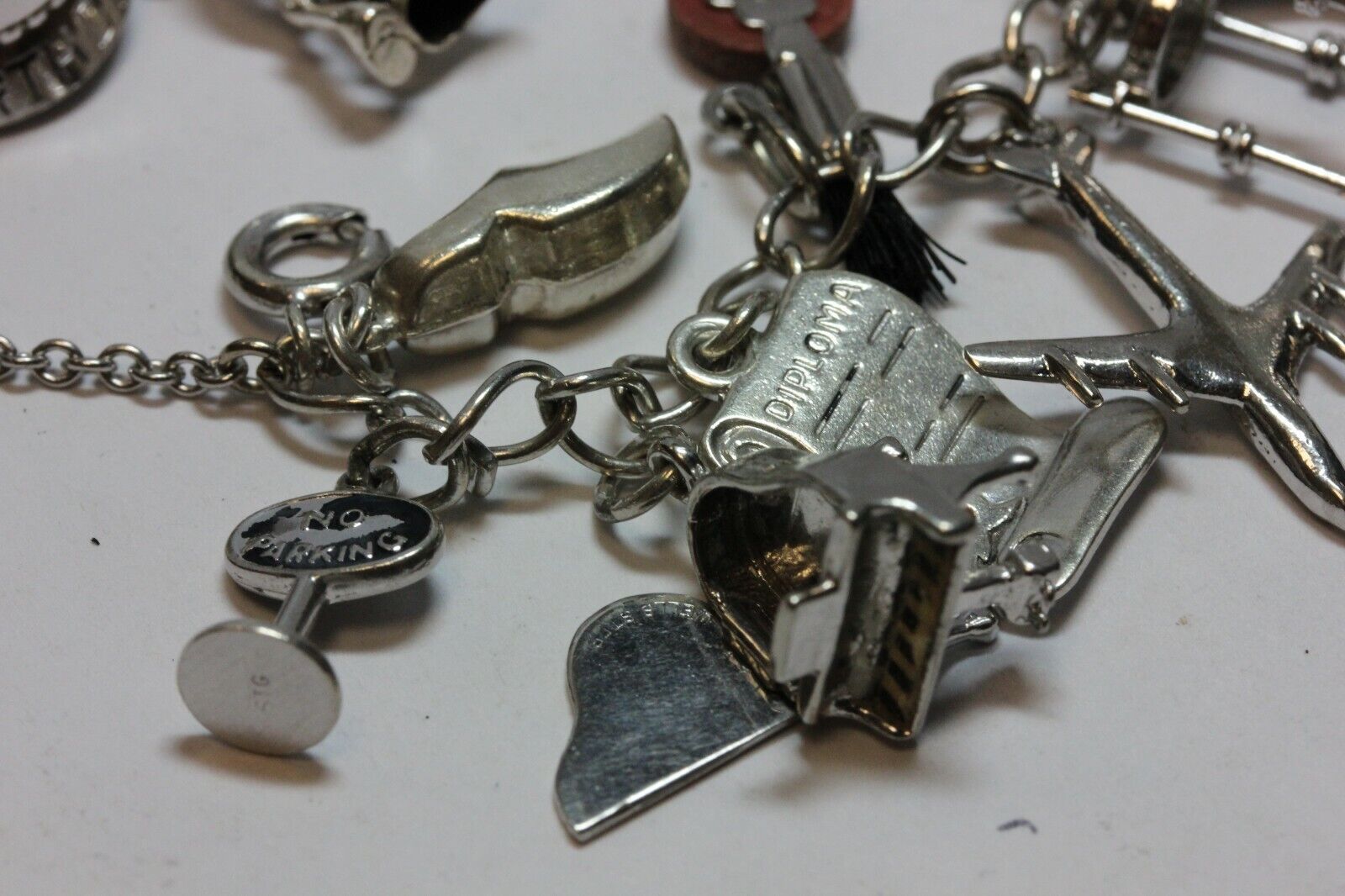 sterling silver 7 inch charm bracelet chain 21 charms estate vintage 45.46g