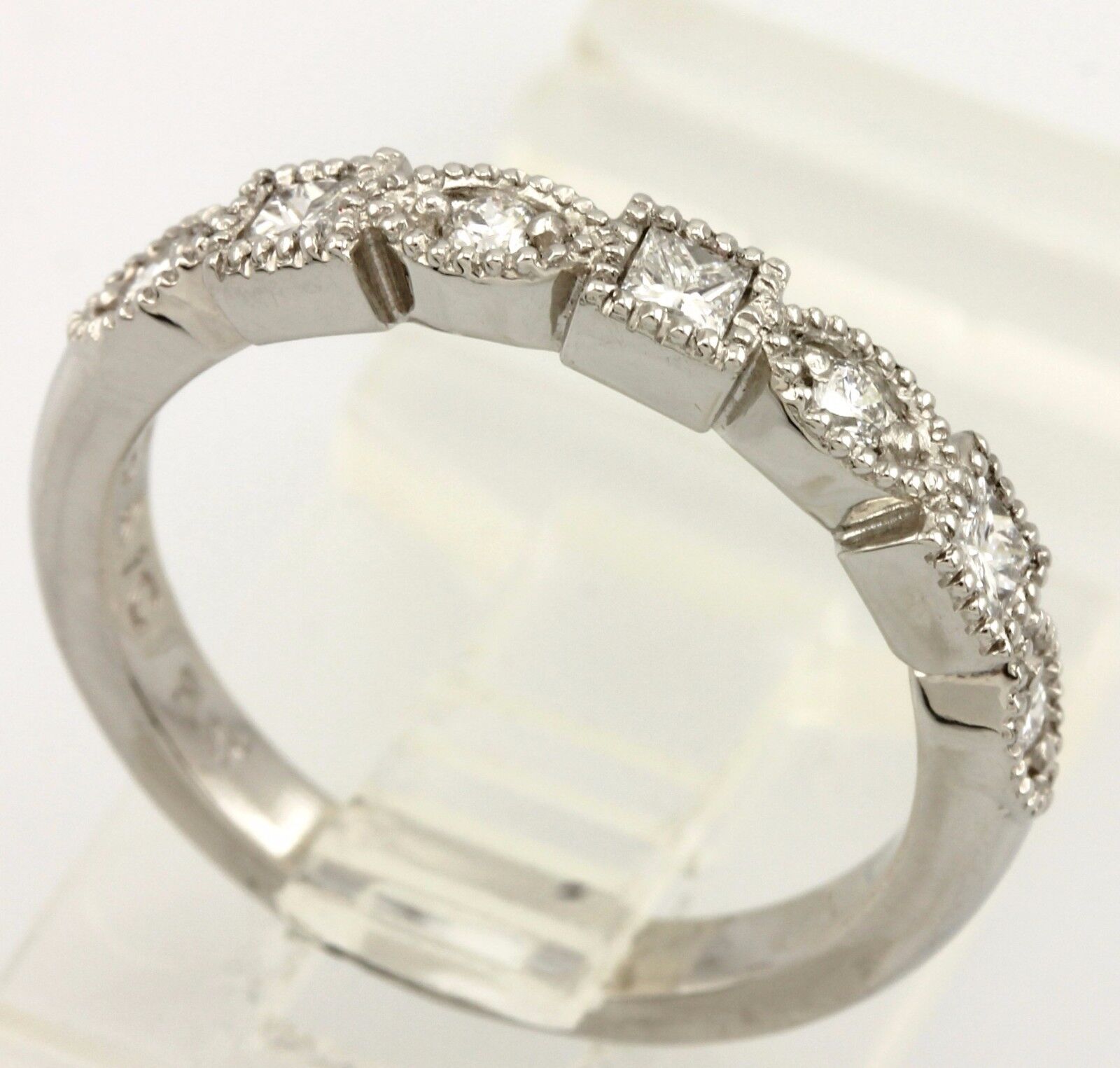 Platinum 0.25ctw princess round diamond milgrain wedding band size 5.5 ring NEW