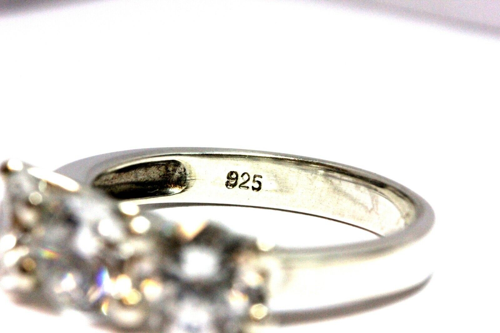 925 sterling silver 3 stone 6mm CZ ring CHINA estate sz 6.25