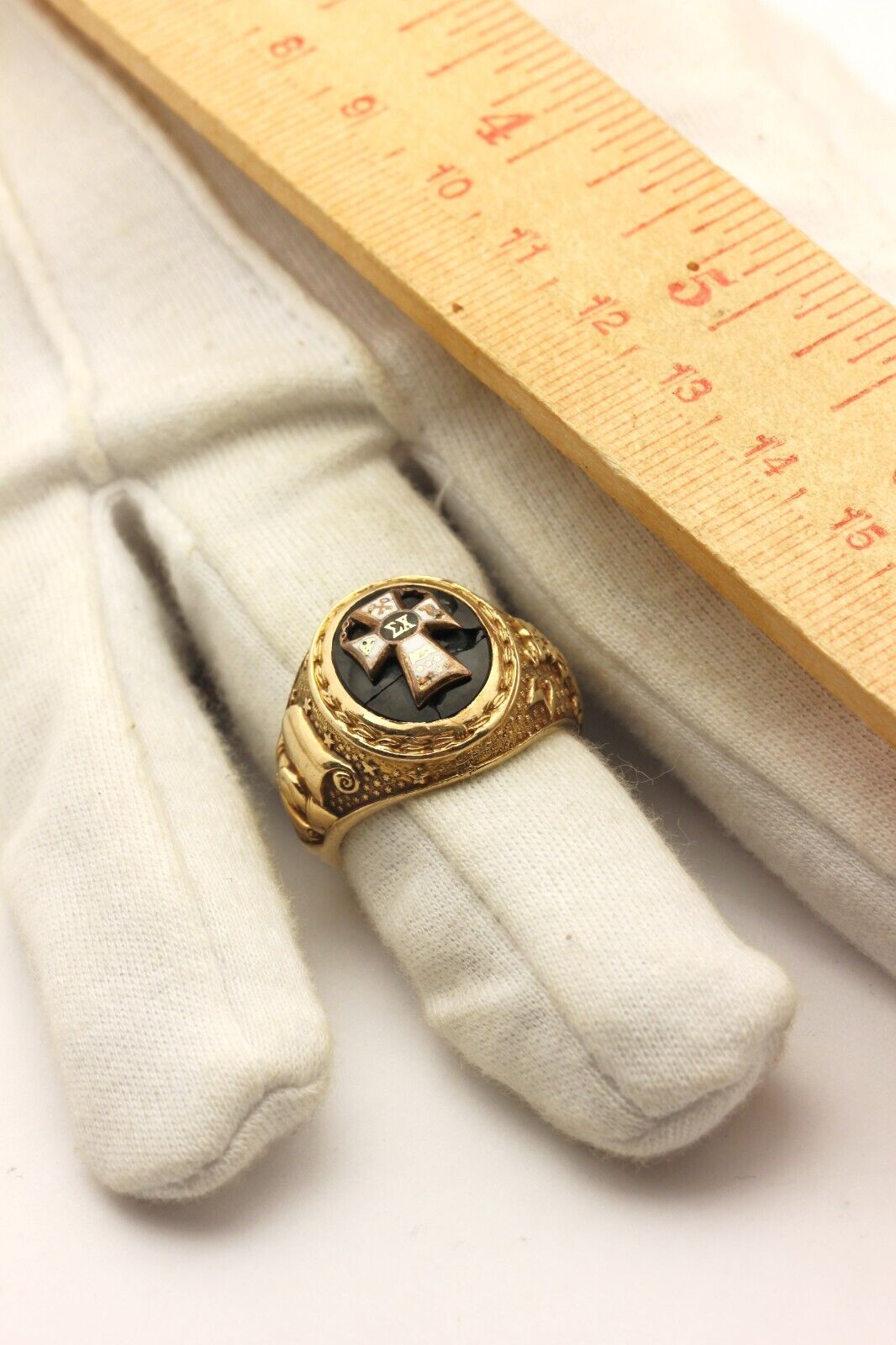 10k yellow gold EX Sigma Chi ring band size 9.5 17.91g estate vintage