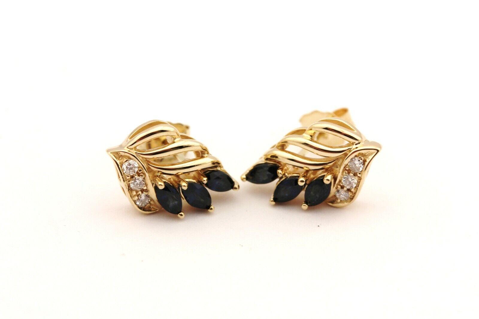 14k yellow gold 0.50ctw sapphire 0.10ctw diamond stud earrings estate 2.8g leaf